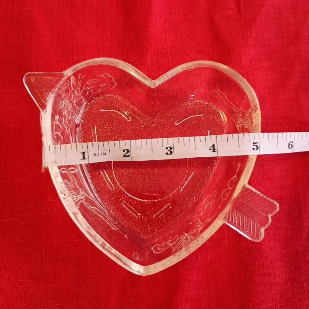 Vintage Safe Bake USA Heart Shaped Bakeware with Cupid Design, 4 Piece Set